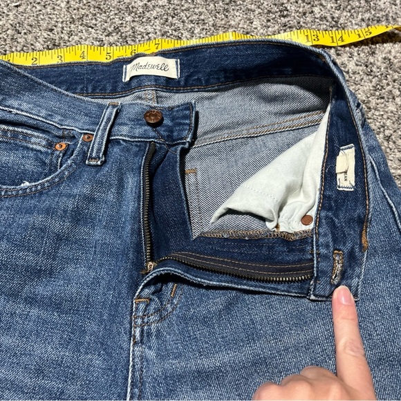 Madewell The Momjean Jeans Size 25 Distressed Hem - Picture 6 of 10